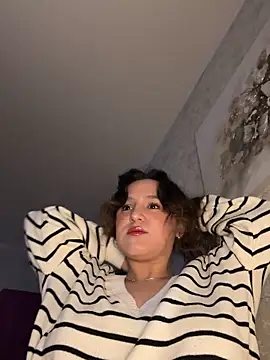 Luisaa rosee online show from October 4, 2025, 1:56 pm