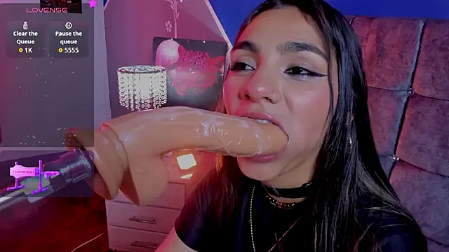 Snapshot of susi_hot13 chatting on February 21, 2026, 8:55 pm susi hot13 online show from February 21, 2026, 8:55 pm