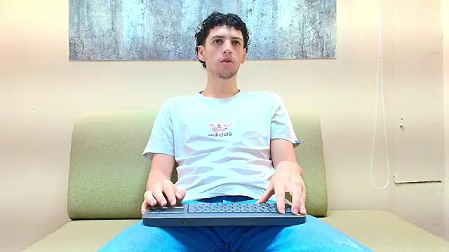 Snapshot of ISRAEL_GRAY chatting on October 9, 2025, 12:06 pm ISRAEL GRAY online show from October 9, 2025, 12:06 pm