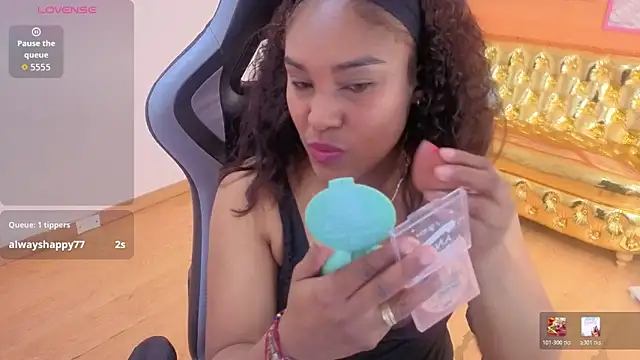 Snapshot of kamala_a chatting on March 31, 2026, 3:41 am kamala a online show from March 31, 2026, 3:41 am