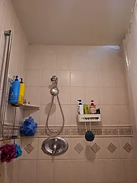 Snapshot of Roddog18 chatting on February 28, 2026, 9:25 pm Roddog18 online show from February 28, 2026, 9:25 pm