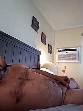 Snapshot of Roddog18 chatting on March 8, 2026, 7:50 pm Roddog18 online show from March 8, 2026, 7:50 pm