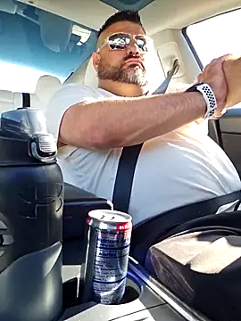 Snapshot of Roddog18 chatting on April 7, 2026, 11:50 pm Roddog18 online show from April 7, 2026, 11:50 pm