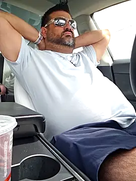 Snapshot of Roddog18 chatting on March 30, 2026, 9:05 pm Roddog18 online show from March 30, 2026, 9:05 pm