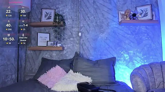 Snapshot of Nikolbrice chatting on January 17, 2026, 7:06 pm Nikolbrice online show from January 17, 2026, 7:06 pm