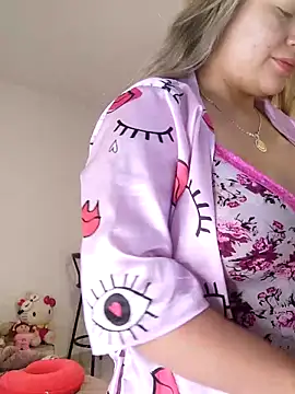 Zoe riivas online show from November 4, 2025, 11:03 am