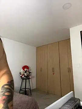 Zoe riivas online show from October 19, 2025, 10:34 pm