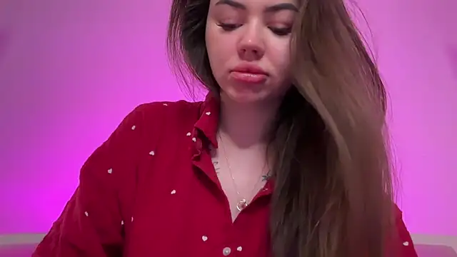 AlmaryKim online show from December 19, 2025, 10:45 pm