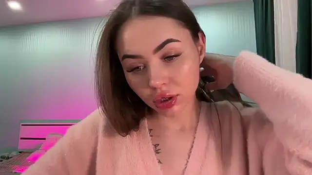 AlmaryKim online show from March 22, 2025, 8:48 pm