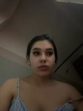 Snapshot of Brianna_bunny05 chatting on July 4, 2026, 4:52 am Brianna bunny05 online show from July 4, 2026, 4:52 am