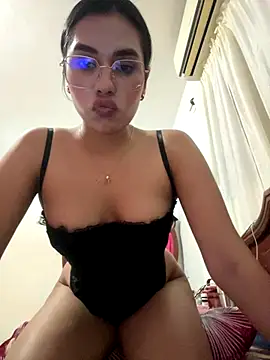 Brianna bunny05 online show from November 12, 2025, 5:00 am