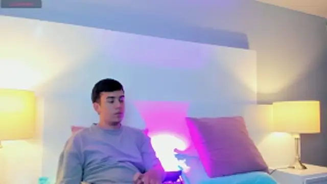 Snapshot of Dylan_Katte chatting on March 12, 2026, 10:36 pm Dylan Katte online show from March 12, 2026, 10:36 pm