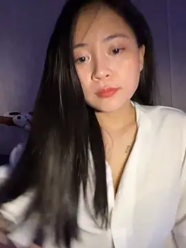 jun-xinh09 online show from January 12, 2026, 7:04 am