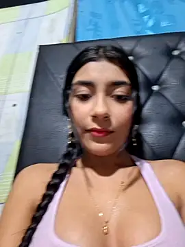 Sweed-virgin-pussy online show from June 18, 2026, 2:32 am