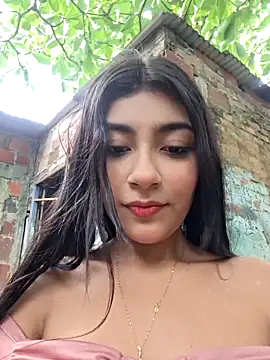 Sweed-virgin-pussy online show from May 14, 2026, 5:54 pm
