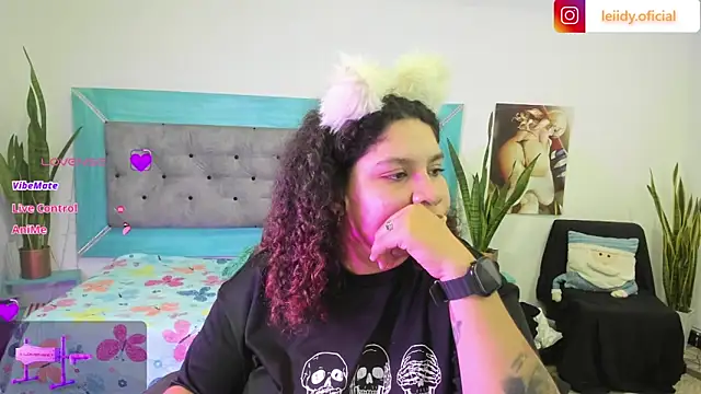 Snapshot of roxx_iie chatting on January 12, 2026, 11:09 pm roxx iie online show from January 12, 2026, 11:09 pm