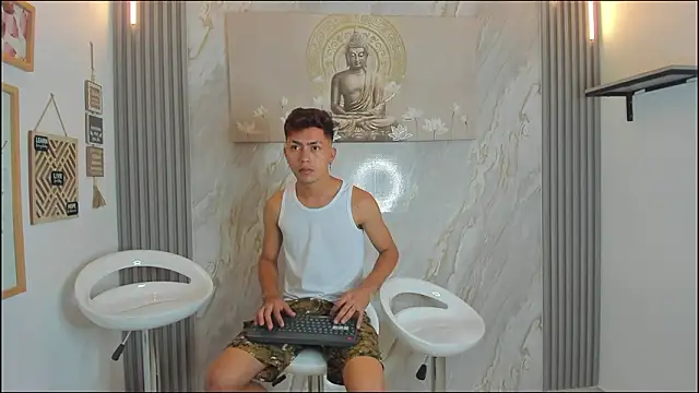 VERY HOT GUYS online show from January 16, 2026, 1:26 pm