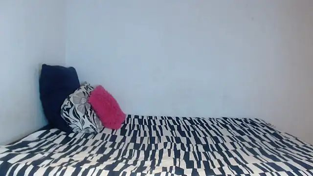 Snapshot of PIXIEBITCHXXX26 chatting on February 12, 2026, 5:02 pm PIXIEBITCHXXX26 online show from February 12, 2026, 5:02 pm