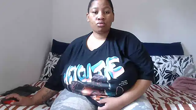 PIXIEBITCHXXX26 online show from November 14, 2025, 11:14 am