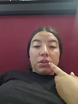 annyaparis online show from November 22, 2025, 12:48 pm