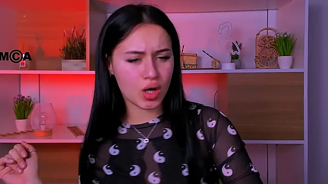 Snapshot of vivy_star1 chatting on October 26, 2025, 8:20 pm vivy star1 online show from October 26, 2025, 8:20 pm