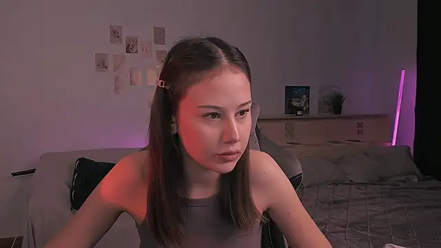 adelle046 online show from October 29, 2025, 11:09 am