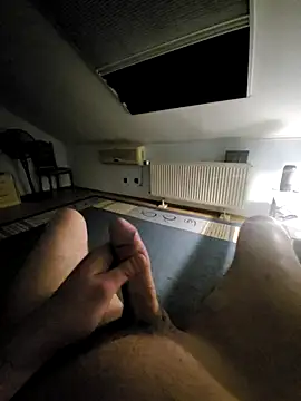 rezzzze online show from March 6, 2026, 8:15 pm