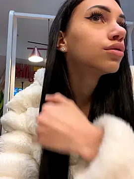 Snapshot of ilariea_girl chatting on October 23, 2025, 2:16 pm ilariea girl online show from October 23, 2025, 2:16 pm