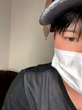 kumatan3434 online show from October 18, 2025, 1:35 pm