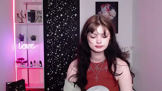 MileyRood online show from November 18, 2025, 2:05 am