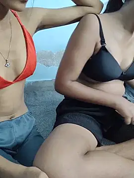 Unique girls90 online show from July 1, 2026, 6:25 am