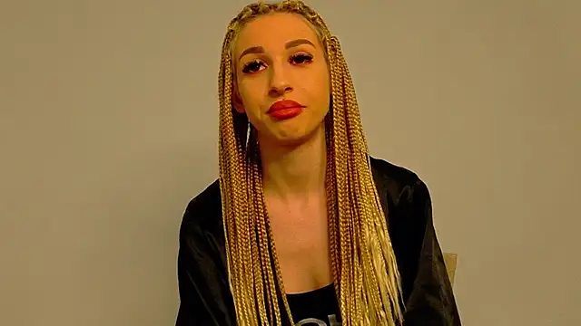 Sia a online show from December 23, 2025, 6:34 am