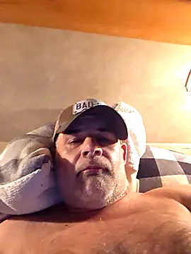 DeeBestEver online show from November 1, 2025, 1:27 pm