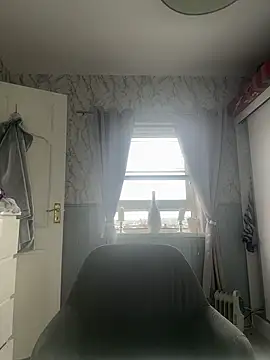 Victoria6989 online show from February 21, 2026, 3:47 pm