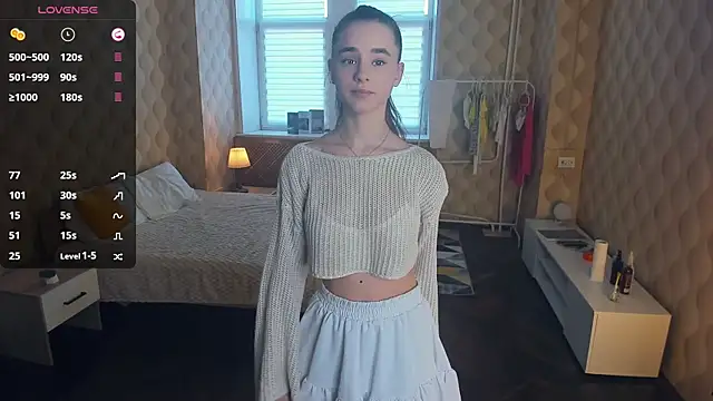 JinnyMcie online show from November 16, 2025, 8:52 am