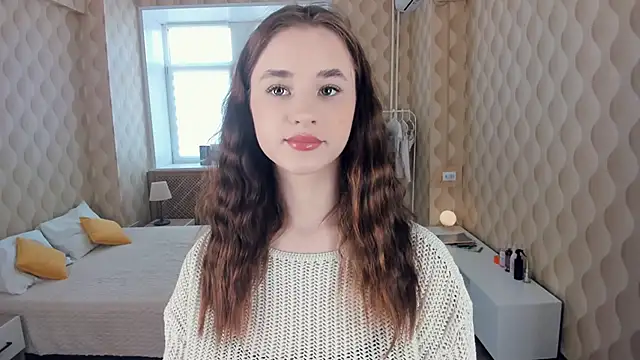 JinnyMcie online show from October 4, 2025, 9:22 am