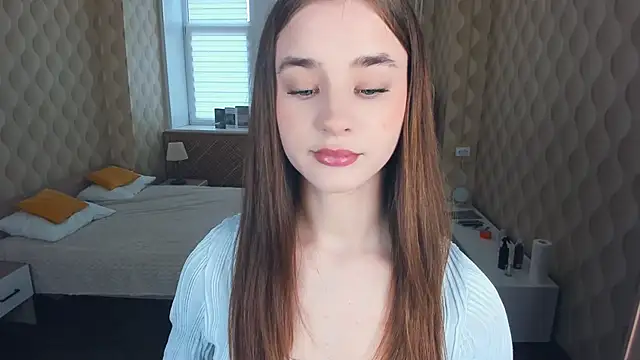 JinnyMcie online show from October 24, 2025, 8:13 am