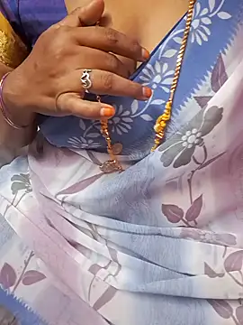 Snapshot of Tamil_Ammani chatting on April 25, 2026, 5:43 pm Tamil Ammani online show from April 25, 2026, 5:43 pm