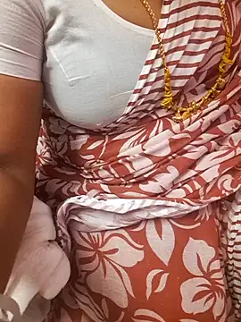 Snapshot of Tamil_Ammani chatting on March 17, 2026, 6:00 pm Tamil Ammani online show from March 17, 2026, 6:00 pm