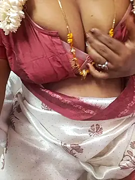 Snapshot of Tamil_Ammani chatting on April 2, 2026, 7:59 am Tamil Ammani online show from April 2, 2026, 7:59 am