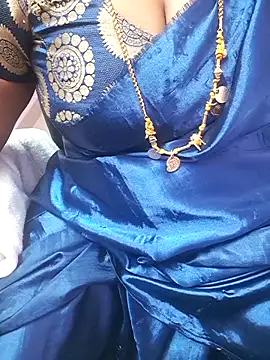 Snapshot of Tamil_Ammani chatting on April 24, 2026, 7:54 am Tamil Ammani online show from April 24, 2026, 7:54 am
