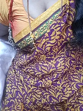 Snapshot of Tamil_Ammani chatting on April 19, 2026, 6:10 pm Tamil Ammani online show from April 19, 2026, 6:10 pm