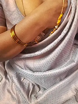 Snapshot of Tamil_Ammani chatting on March 25, 2026, 5:23 pm Tamil Ammani online show from March 25, 2026, 5:23 pm