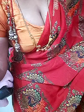 Snapshot of Tamil_Ammani chatting on October 6, 2025, 6:41 pm Tamil Ammani online show from October 6, 2025, 6:41 pm