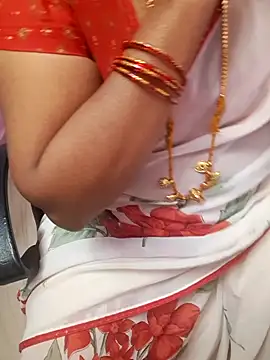 Tamil Ammani online show from December 19, 2025, 9:55 am