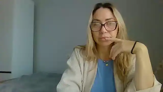 Kinky21 online show from October 9, 2025, 7:09 am