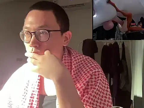 Snapshot of yewuzhibb chatting on October 13, 2025, 4:19 pm yewuzhibb online show from October 13, 2025, 4:19 pm