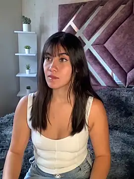 Snapshot of LunaMartinez_Pink chatting on October 1, 2025, 2:32 pm LunaMartinez Pink online show from October 1, 2025, 2:32 pm