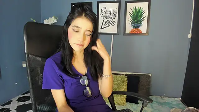 MeganR  online show from March 20, 2026, 11:22 am