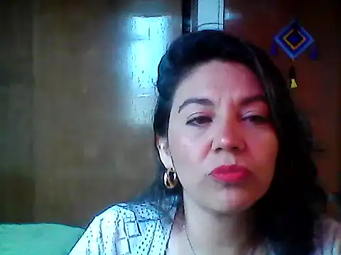 XxAntonellaxxx online show from January 5, 2026, 5:27 pm